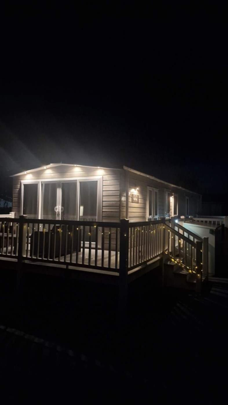Ellis Retreats At Tattershall Lakes Lincoln Exterior foto